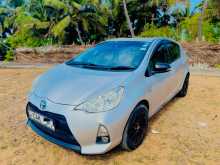 https://riyasewana.com/uploads/toyota-aqua-s-322490222533.jpg