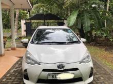 https://riyasewana.com/uploads/toyota-aqua-s-38562224981.jpg