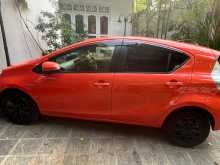 https://riyasewana.com/uploads/toyota-aqua-s-4130457312.jpg