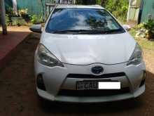 Toyota Aqua S Grade 2012 Car