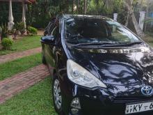 https://riyasewana.com/uploads/toyota-aqua-s-421182717075.jpg