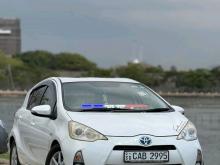 Toyota Aqua S GRADE 2012 Car