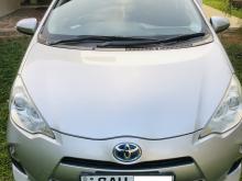 https://riyasewana.com/uploads/toyota-aqua-s-48534110536.jpg
