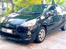 https://riyasewana.com/uploads/toyota-aqua-s-517151217263.jpg