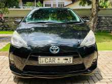 Toyota Aqua S Limited 2014 Car