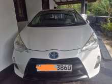 Toyota Aqua S Grade 2014 Car