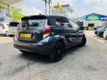 https://riyasewana.com/uploads/toyota-aqua-s-6124819364.jpg
