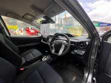 https://riyasewana.com/uploads/toyota-aqua-s-6124819485.jpg
