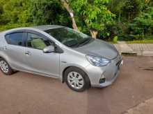 Toyota Aqua S Grade 2013 Car