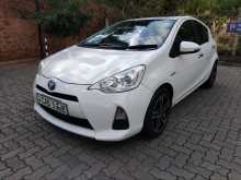 https://riyasewana.com/uploads/toyota-aqua-s-72038214523.jpg