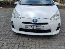 Toyota AQUA S Grade 2014 Car