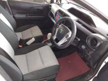 https://riyasewana.com/uploads/toyota-aqua-s-72038596855.jpg