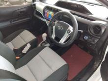 https://riyasewana.com/uploads/toyota-aqua-s-8756476075.jpg