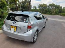 https://riyasewana.com/uploads/toyota-aqua-s-91301146816.jpg