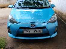 Toyota Aqua S Limited 2012 Car