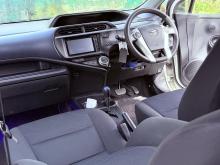 https://riyasewana.com/uploads/toyota-aqua-special-1415590317115.jpg