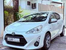 https://riyasewana.com/uploads/toyota-aqua-special-2017-1415583112634.jpg