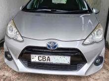 https://riyasewana.com/uploads/toyota-aqua-urba-2019053824381.jpg