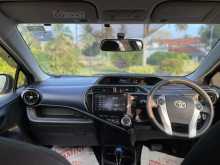 https://riyasewana.com/uploads/toyota-aqua-urban-1060828916.jpg