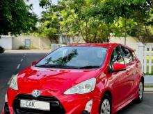 Toyota AQUA URBAN 2015 Car