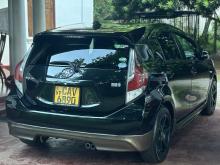 https://riyasewana.com/uploads/toyota-aqua-urban-116024317012.jpg