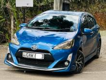Toyota Aqua URBAN 2015 Car