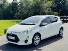 Toyota AQUA URBAN 2016 Car