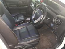 https://riyasewana.com/uploads/toyota-aqua-urban-149402817475.jpg