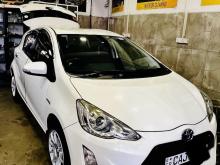 Toyota Aqua Urban G LED 2015 Car