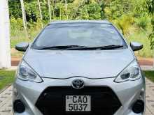 Toyota Aqua Urban 2015 Car
