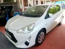 Toyota Aqua Urban 2015 Car