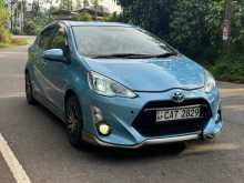 Toyota Aqua Urban 2014 Car