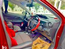 https://riyasewana.com/uploads/toyota-aqua-urban-2014-2316371912143.jpg