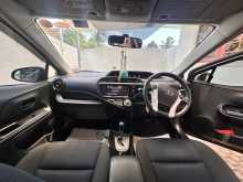 https://riyasewana.com/uploads/toyota-aqua-urban-2015-1222401412184.jpg