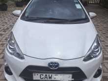 Toyota Aqua Urban G Soft Leather 2015 Car