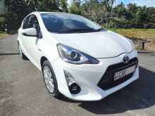 Toyota Aqua Urban 2015 Car