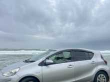 https://riyasewana.com/uploads/toyota-aqua-urban-2016-3019193712423.jpg