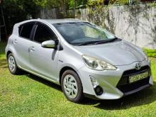 https://riyasewana.com/uploads/toyota-aqua-urban-20843126266.jpg