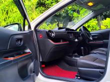 https://riyasewana.com/uploads/toyota-aqua-urban-209295117985.jpg