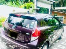 https://riyasewana.com/uploads/toyota-aqua-urban-218304022083.jpg