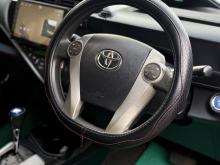 https://riyasewana.com/uploads/toyota-aqua-urban-2215345917216.jpg
