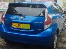 https://riyasewana.com/uploads/toyota-aqua-urban-25112332364.jpg