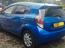 https://riyasewana.com/uploads/toyota-aqua-urban-25112332845.jpg