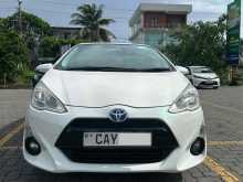 https://riyasewana.com/uploads/toyota-aqua-urban-2513401722732.jpg