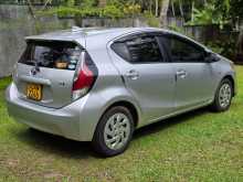 https://riyasewana.com/uploads/toyota-aqua-urban-281850204182.jpg
