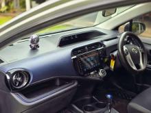 https://riyasewana.com/uploads/toyota-aqua-urban-281853256466.jpg