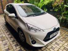 Toyota Aqua Urban 2015 Car