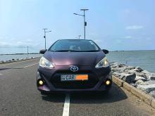 Toyota Aqua Urban 2015 Car