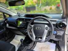 https://riyasewana.com/uploads/toyota-aqua-urban-51959524162.jpg