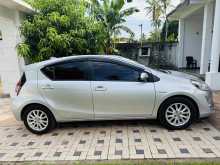https://riyasewana.com/uploads/toyota-aqua-urban-99121822053.jpg
